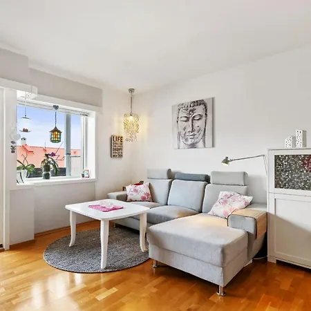 Roomsly - Free Parking In Peaceful Area Apartamento *